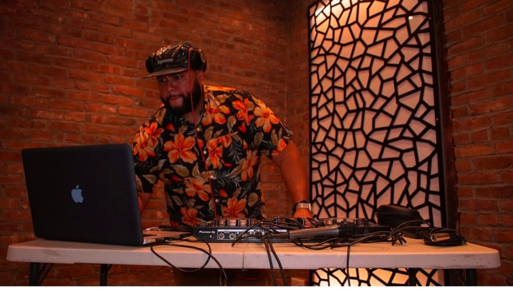 051A42FC-A367-4D55-A38D-A2CF3B43434E